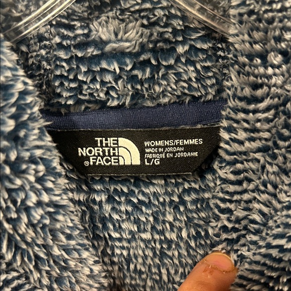 The North Face Textured Gray Hoodie - Picture 2 of 16